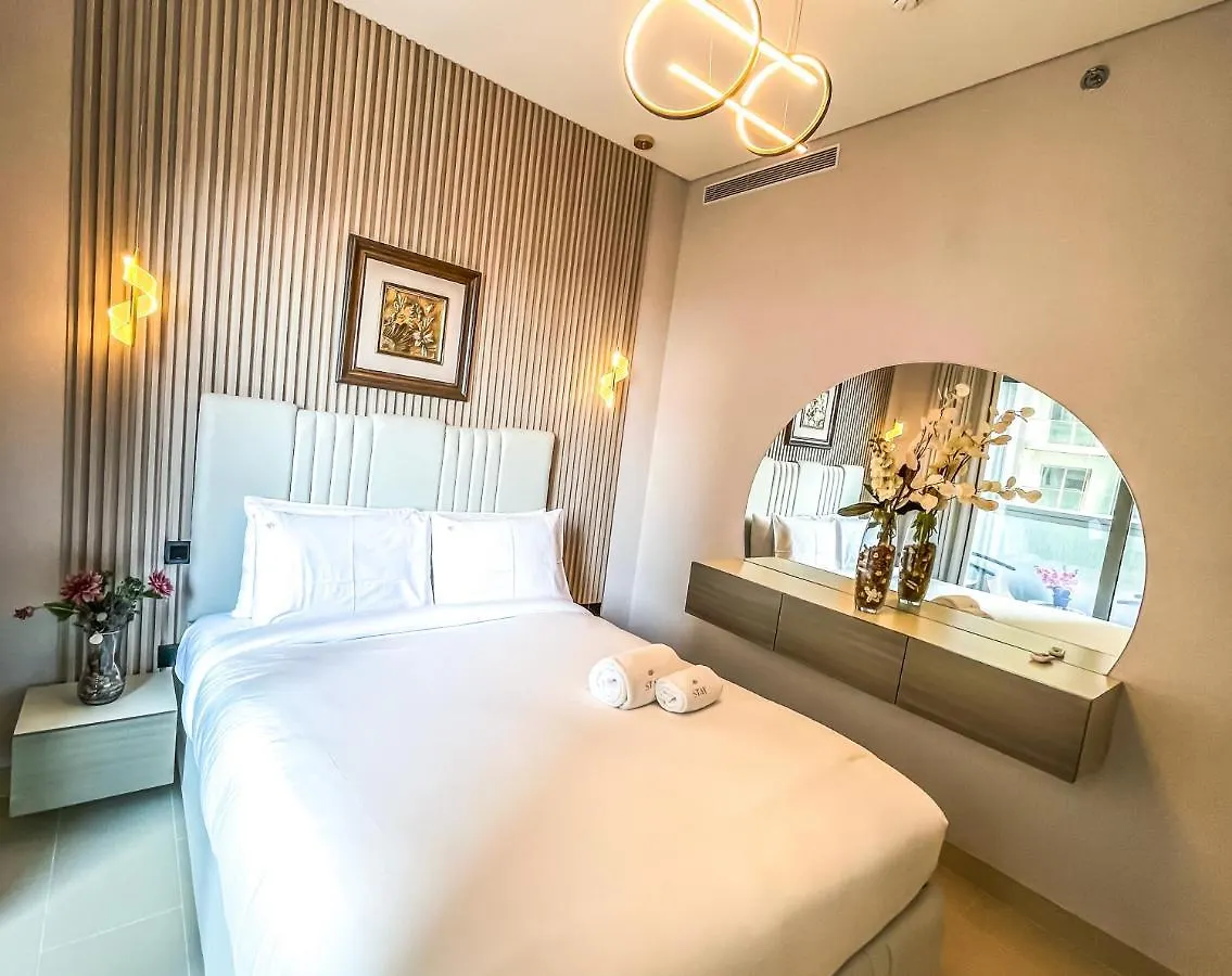 Stay By Latinem Luxury 1Br Holiday Home Cv A811 Near Burj Khalifa Dubai Apartment