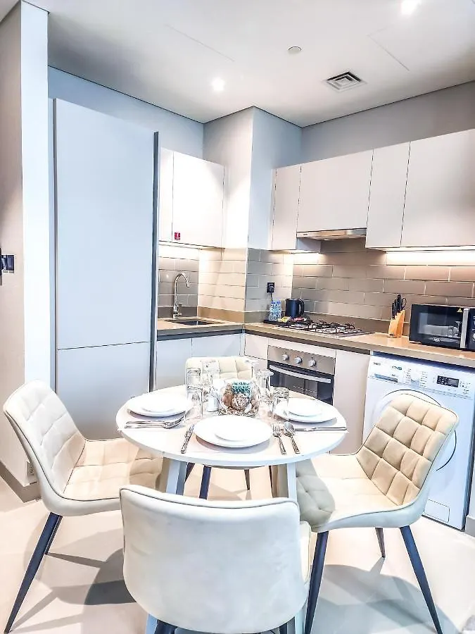 Stay By Latinem Luxury 1Br Holiday Home Cv A811 Near Burj Khalifa Dubai 0*,  Emirados Árabes Unidos